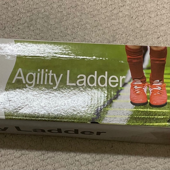 Agility Ladder Set, 12 Rungs Agility Ladder Set, Training Ladder with Steel StaK - Picture 1 of 11